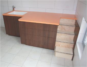 reparabel mit Werkstoff-Reparaturset